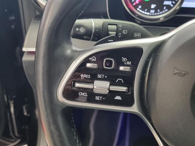 MERCEDES-BENZ E 2019 220 d 4Matic T A Edition One Business / Webasto / Navi / Koukku / 360-Kamera