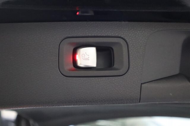 MERCEDES-BENZ E 2019 220 d 4Matic T A Edition One Business