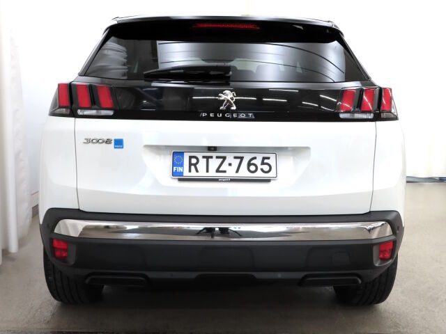 Peugeot 3008 2018 Allure PureTech 130 EAT8-automaatti