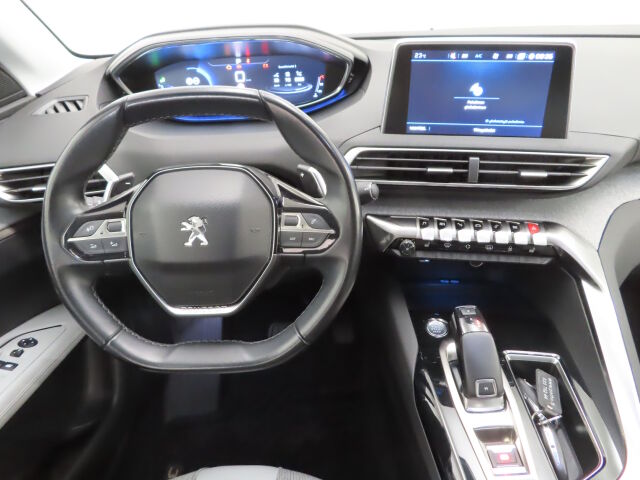 Peugeot 3008 2018 Allure PureTech 130 EAT8-automaatti