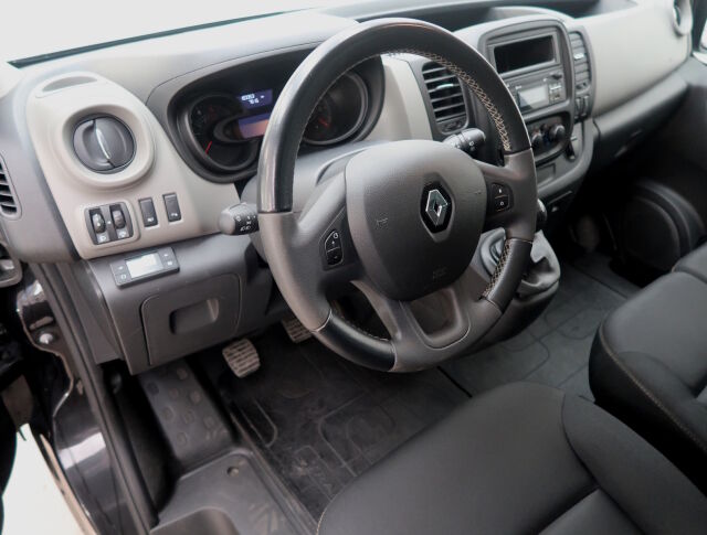 RENAULT Trafic Passenger 2019 dCi 120hv Turbo L2H1 1+8 hlö.Sis.Alv