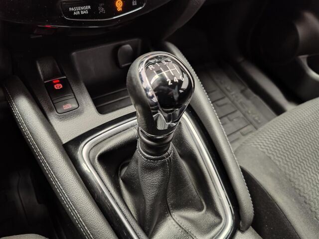 NISSAN Qashqai 2019 DIG-T 140 Visia 2WD 6M/T