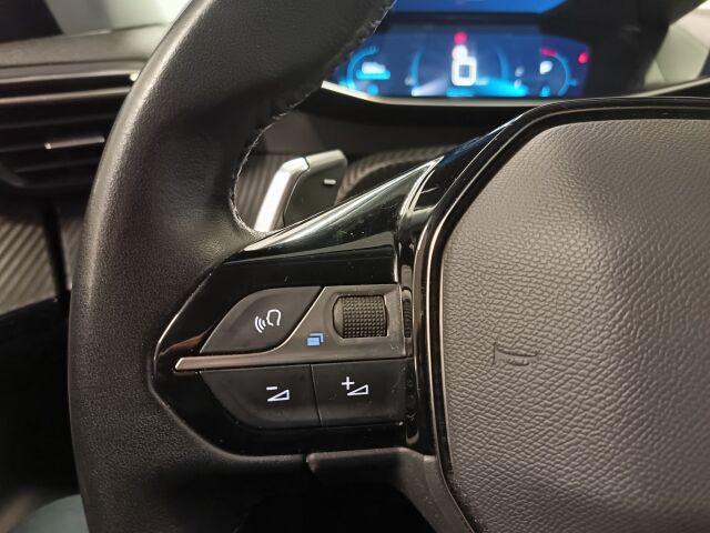 PEUGEOT 2008 2021 Allure Pack 210 Anniversary PureTech 130 EAT8-automaatti