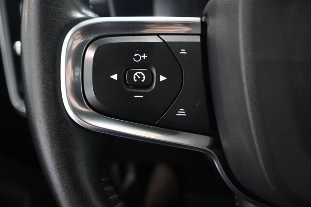 VOLVO XC40 2020 T5 TwE Business Inscription aut