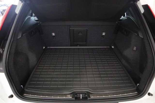 VOLVO XC40 2020 T5 TwE Business Inscription aut