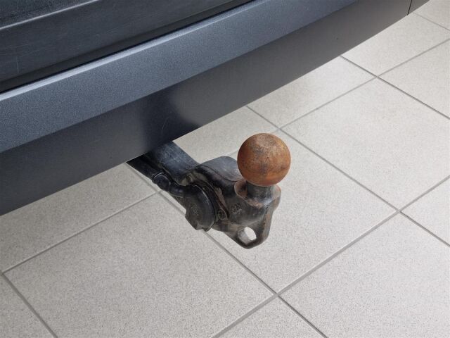 SKODA Karoq 2019 1,5 TSI Style DSG Autom. / Koukku / ACC / P-Kamera / Webasto / Navi /