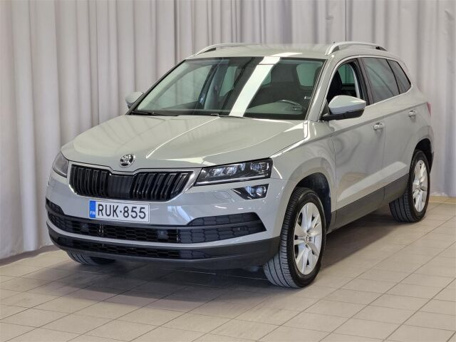 SKODA Karoq 2019 1,5 TSI Style DSG Autom. / Koukku / ACC / P-Kamera / Webasto / Navi /