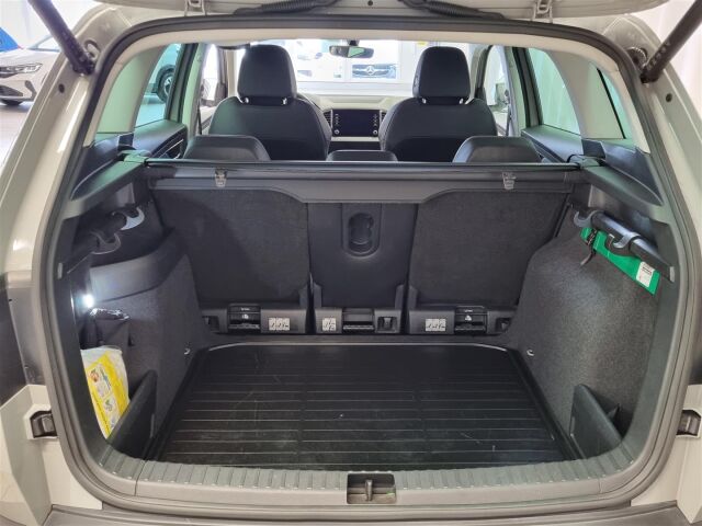 SKODA Karoq 2019 1,5 TSI Style DSG Autom. / Koukku / ACC / P-Kamera / Webasto / Navi /