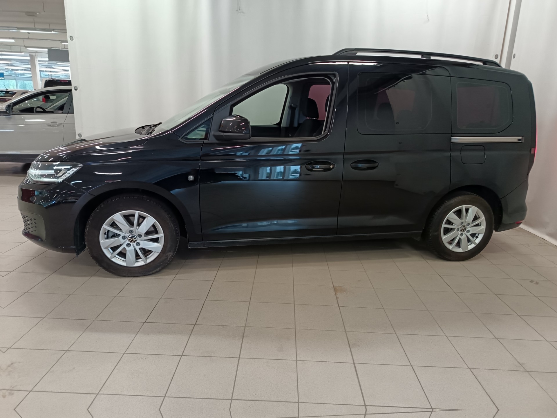 Volkswagen Caddy 2021, kuva 6/29