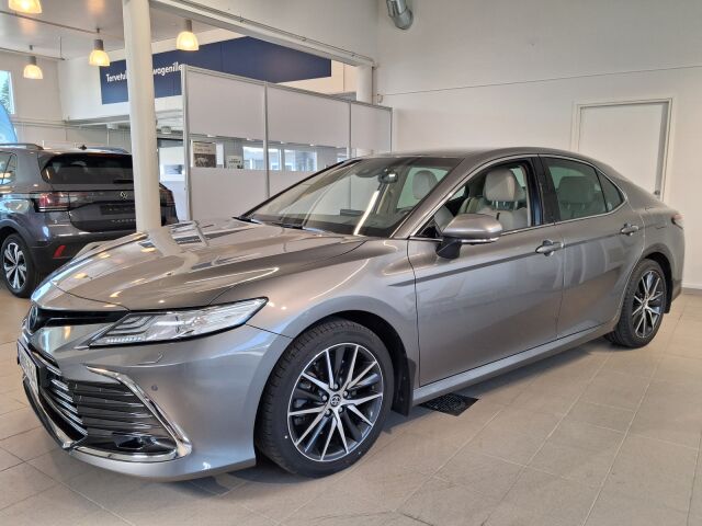 Toyota Camry 2021 2,5 Hybrid Premium, Myydään asiakkaan lukuun.