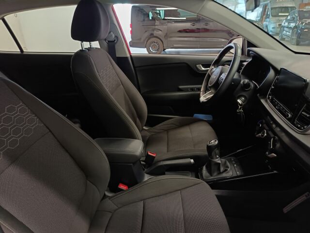 KIA Rio 2022 1,0 T-GDI 100hv EX