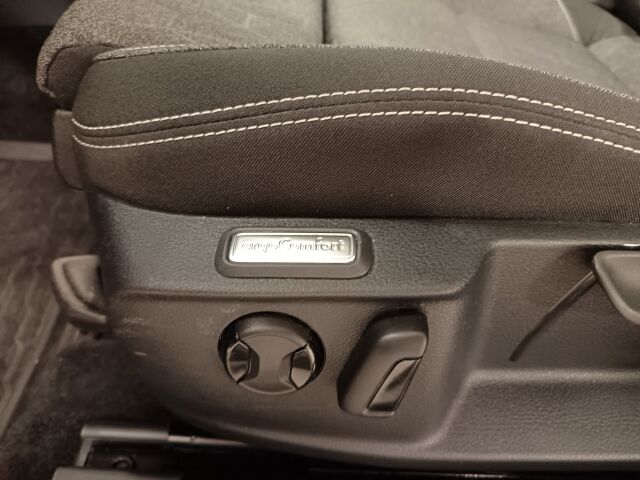 VOLKSWAGEN Passat 2023 Variant Comfort Business 1,5 TSI EVO 110 kW DSG-automaatti