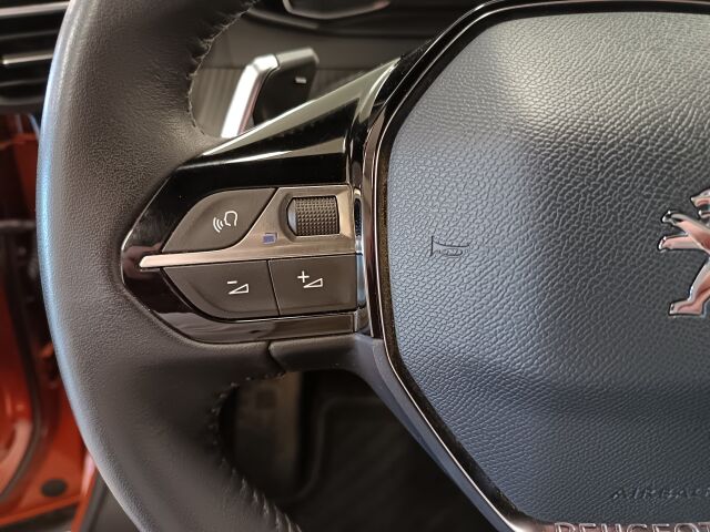 PEUGEOT 2008 2022 Active Pack PureTech 130 EAT8-automaatti
