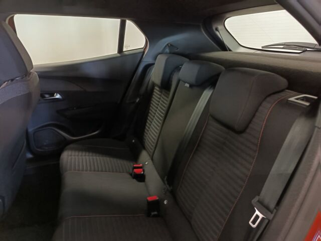PEUGEOT 2008 2022 Active Pack PureTech 130 EAT8-automaatti