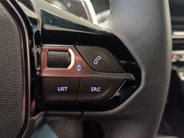 PEUGEOT 2008 2022 Active Pack PureTech 130 EAT8-automaatti