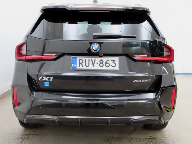 BMW iX1 2023 U11 30 xDrive Fully Charged