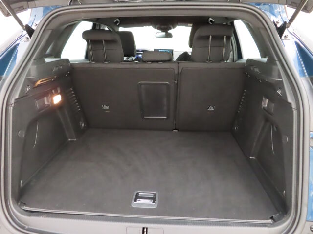 Peugeot 3008 2023 Limited Plug-in Hybrid 180 EAT8-automaatti