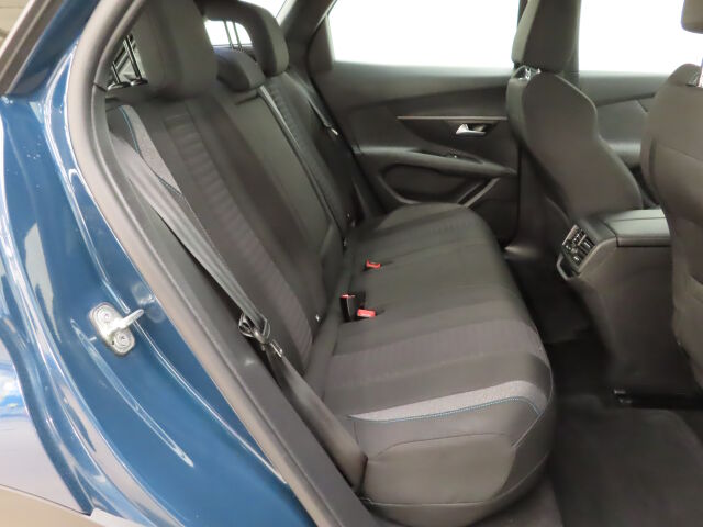 Peugeot 3008 2023 Limited Plug-in Hybrid 180 EAT8-automaatti