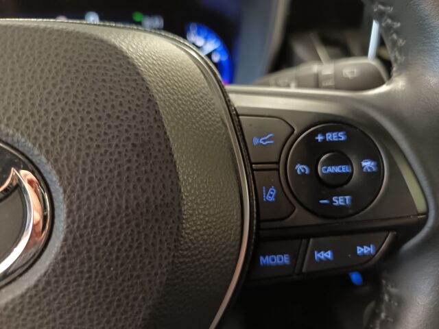 TOYOTA Corolla 2023 Touring Sports 1,8 Hybrid Prestige Edition** NYT OIS SUPERSUOSIKKI VÄHILLÄ KILOMETREILLÄ**