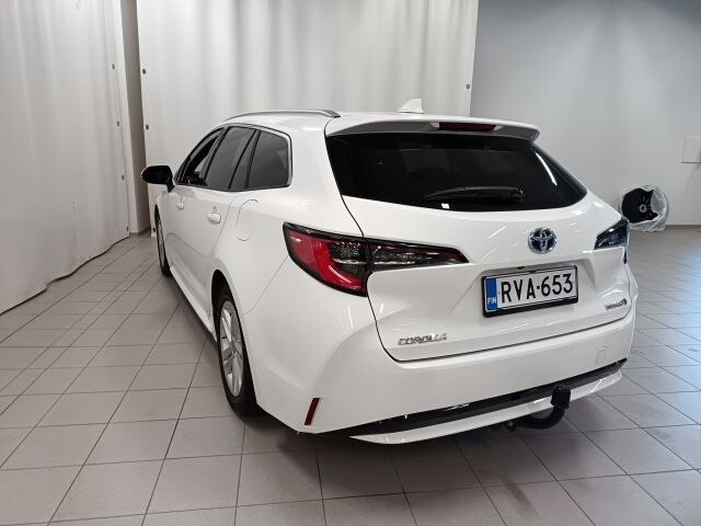 TOYOTA Corolla 2023 Touring Sports 1,8 Hybrid Prestige Edition** NYT OIS SUPERSUOSIKKI VÄHILLÄ KILOMETREILLÄ**