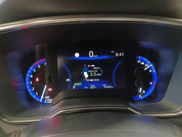 TOYOTA Corolla 2023 Touring Sports 1,8 Hybrid Prestige Edition** NYT OIS SUPERSUOSIKKI VÄHILLÄ KILOMETREILLÄ**