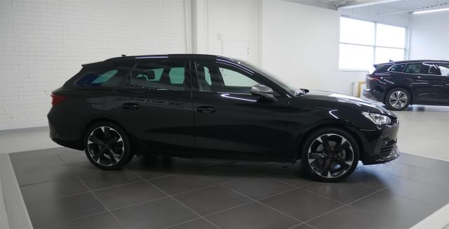 CUPRA Leon Sportstourer 2023 1.4 TSI PHEV Hybrid, 150kw, 1-omisteinen suomiauto, merkkihuollettu, Pörhö Takuu!