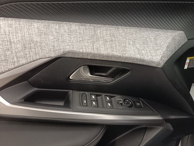 Peugeot 3008 2025 Allure Launch Edition Plug-in Hybrid 195 Automaatti