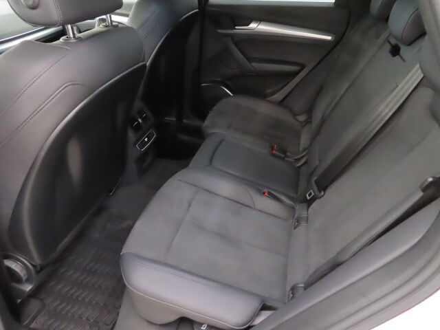 Audi Q5 2024 50 TFSI e quattro Land of quattro
