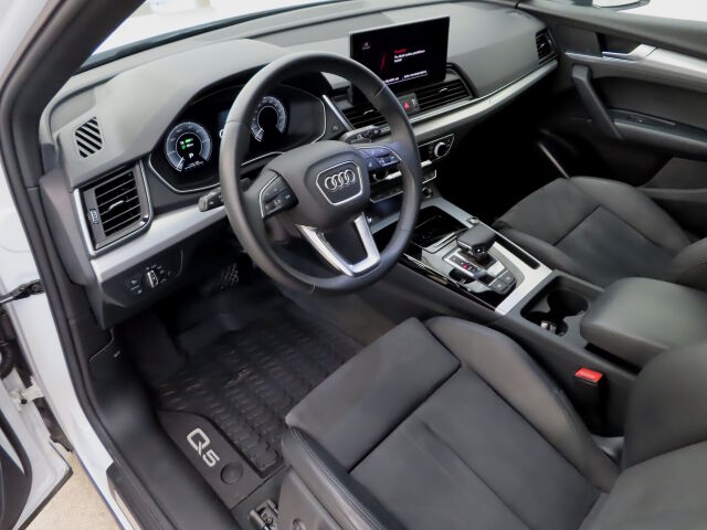 Audi Q5 2024 50 TFSI e quattro Land of quattro