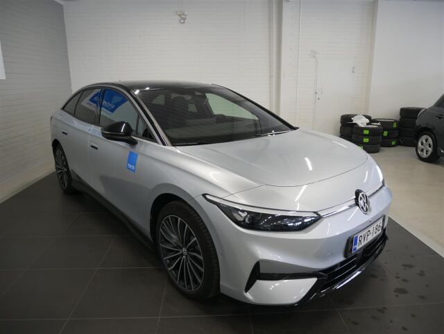 Volkswagen ID.7 2025 Pro Limited 210 kW Akku 77 kWh*sis. 2x 20'' renkaat aluvantein* MY24