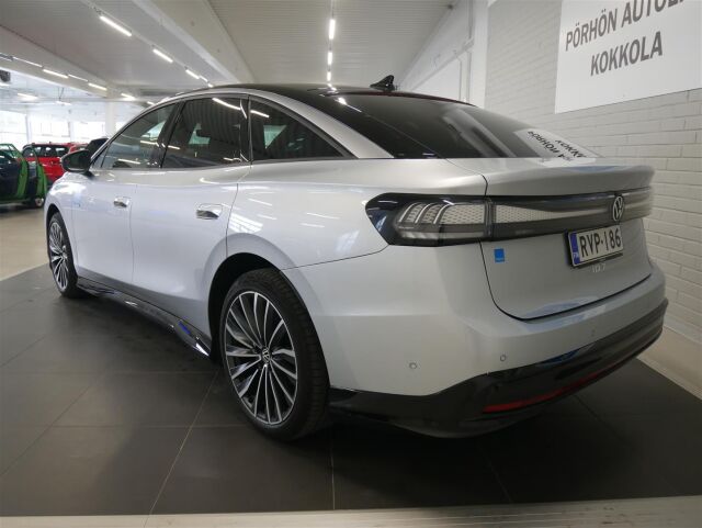 Volkswagen ID.7 2025 Pro Limited 210 kW Akku 77 kWh*sis. 2x 20'' renkaat aluvantein* MY24
