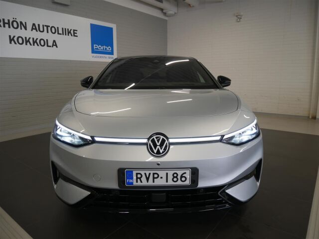 Volkswagen ID.7 2025 Pro Limited 210 kW Akku 77 kWh*sis. 2x 20'' renkaat aluvantein* MY24