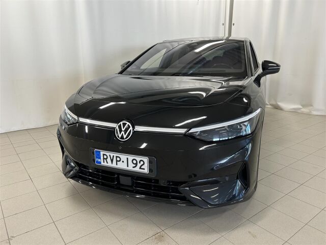 Volkswagen ID.7 2023 ID.7 Pro Elegance. akku 77 kWh 210 kW / 286 hv**OIKIASTI MAKIA SÄHKÄRI SOPIVATI KÄYTETTYNÄ**