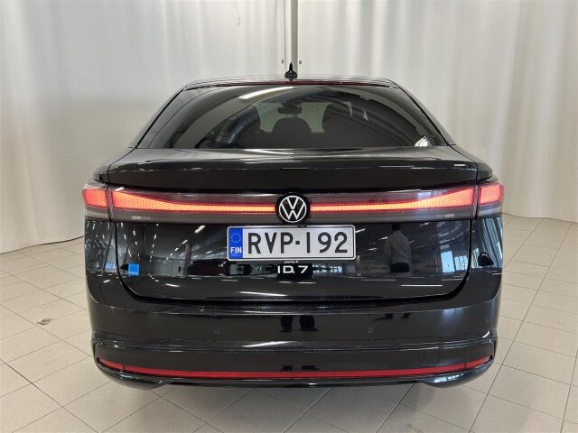 Volkswagen ID.7 2023 ID.7 Pro Elegance. akku 77 kWh 210 kW / 286 hv**OIKIASTI MAKIA SÄHKÄRI SOPIVATI KÄYTETTYNÄ**