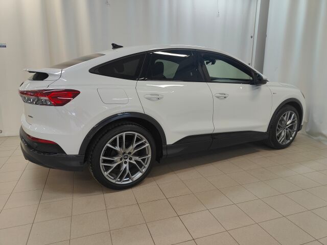 Audi Q4 e-tron 2024 Sportback 55 e-tron Land of quattro S line