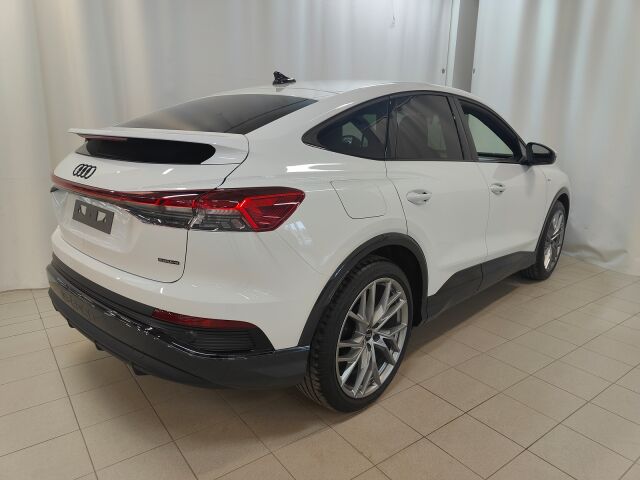 Audi Q4 e-tron 2024 Sportback 55 e-tron Land of quattro S line