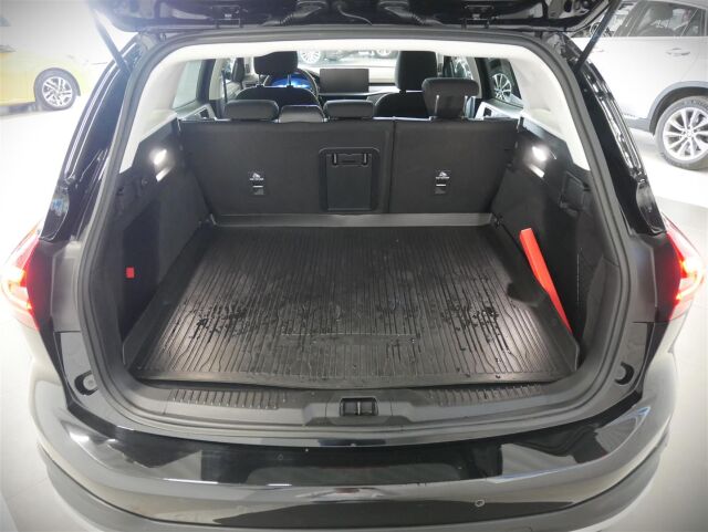 FORD Focus 2024 1.0 EcoBoost Hybrid Powershift 155hv (kevythybridi) A7 Active Wagon, 1-omisteinen, TAKUU!