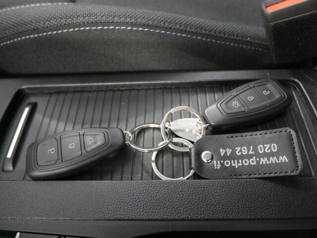 FORD Focus 2024 1.0 EcoBoost Hybrid Powershift 155hv (kevythybridi) A7 Active Wagon, 1-omisteinen, TAKUU!