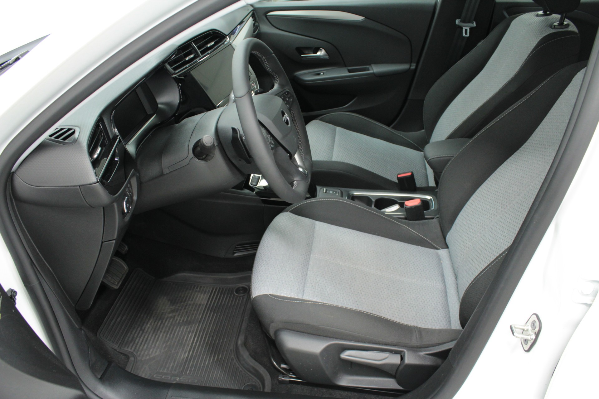 Opel Corsa Hybrid 100 A 125 v. Edition 2024, kuva 5/13