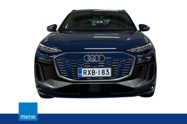 AUDI Q6 e-tron 2024 quattro