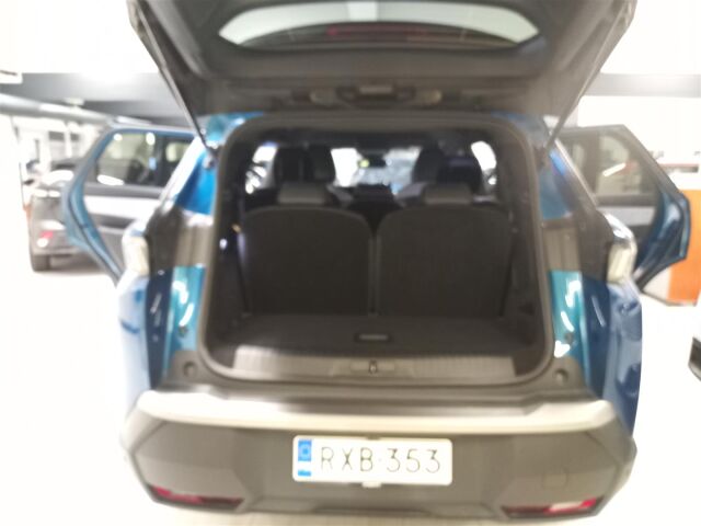PEUGEOT 5008 2025 Allure Launch Edition 136 e-DCS-automaatti
