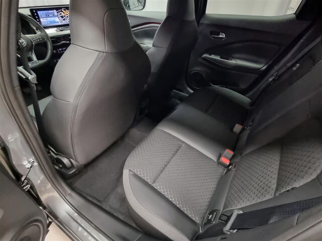 Nissan Juke 2025 DIG-T 114HP 6MT N-Connecta + Navi MY24 SL