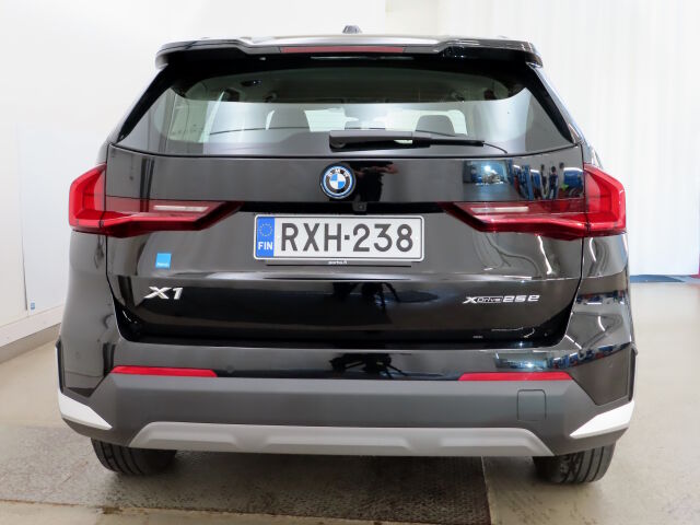 BMW X1 2024 U11 25e A xDrive Charged Edition