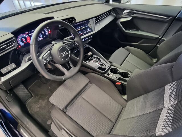 Audi A3 2024 Allstreet 35 TFSI / P-Kamera / ACC / Tutkat