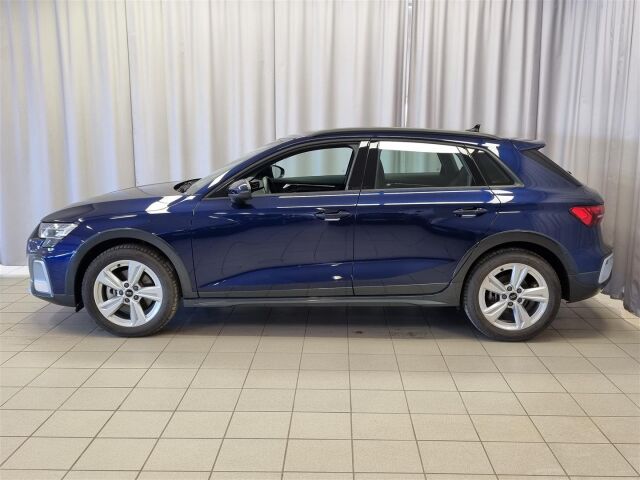 Audi A3 2024 Allstreet 35 TFSI / P-Kamera / ACC / Tutkat