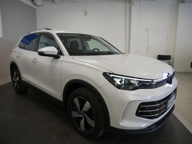 VOLKSWAGEN Tiguan 2025 Elegance Business eHybrid 200 kW DSG-automaatti, 1-omisteinen, takuu!