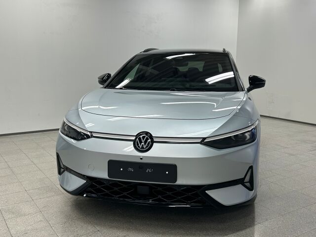Volkswagen ID.7 2025 Tourer GTX 4MOTION 75-v Juhlamalli 250 kW, akku 86 kWh