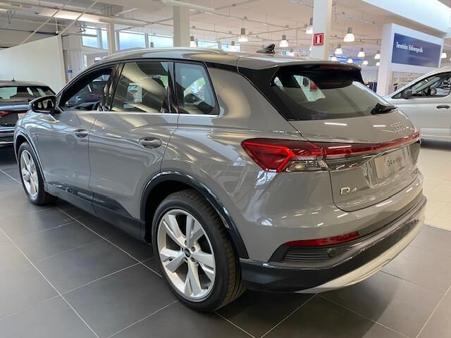 Audi Q4 e-tron 2025 SUV 45 e-tron Land of quattro Plus, Matrix ja koukku.Kesäetu tuhat euroa