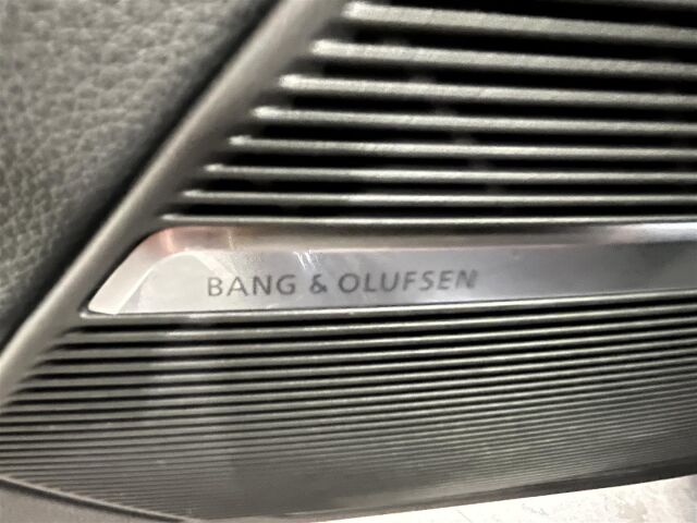 AUDI Q7 2021 Business S line 60 TFSI e quattro 340(462) kW(hv) tiptronic, 1-omisteinen, hyvät varusteet! Takuu!