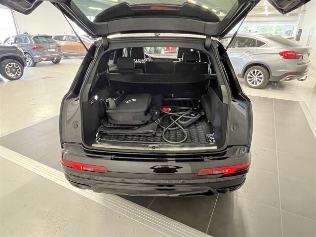 AUDI Q7 2021 Business S line 60 TFSI e quattro 340(462) kW(hv) tiptronic, 1-omisteinen, hyvät varusteet! Takuu!